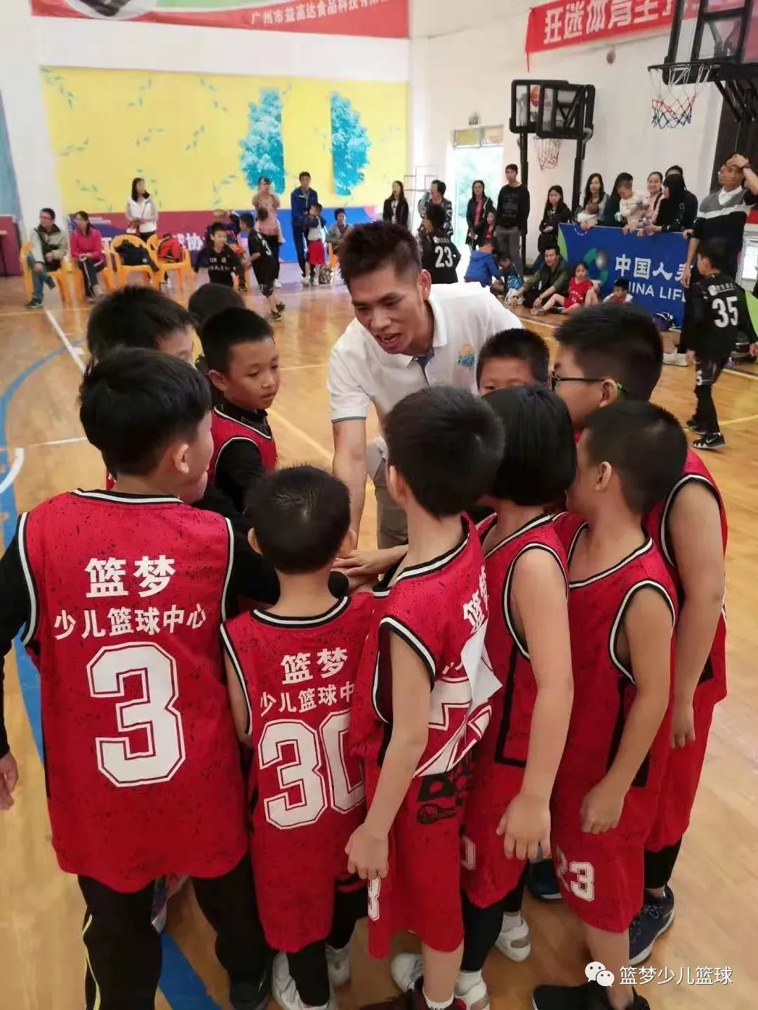 为什么一些职业球员罚球命中率不高?_1
